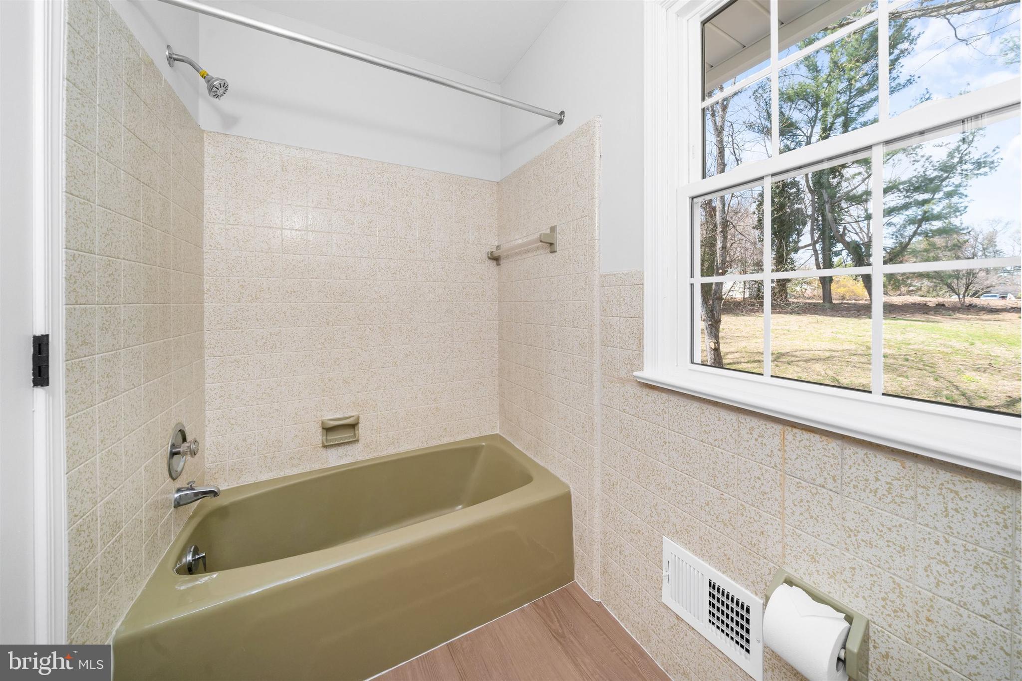 VALLEY VIEW - Residential