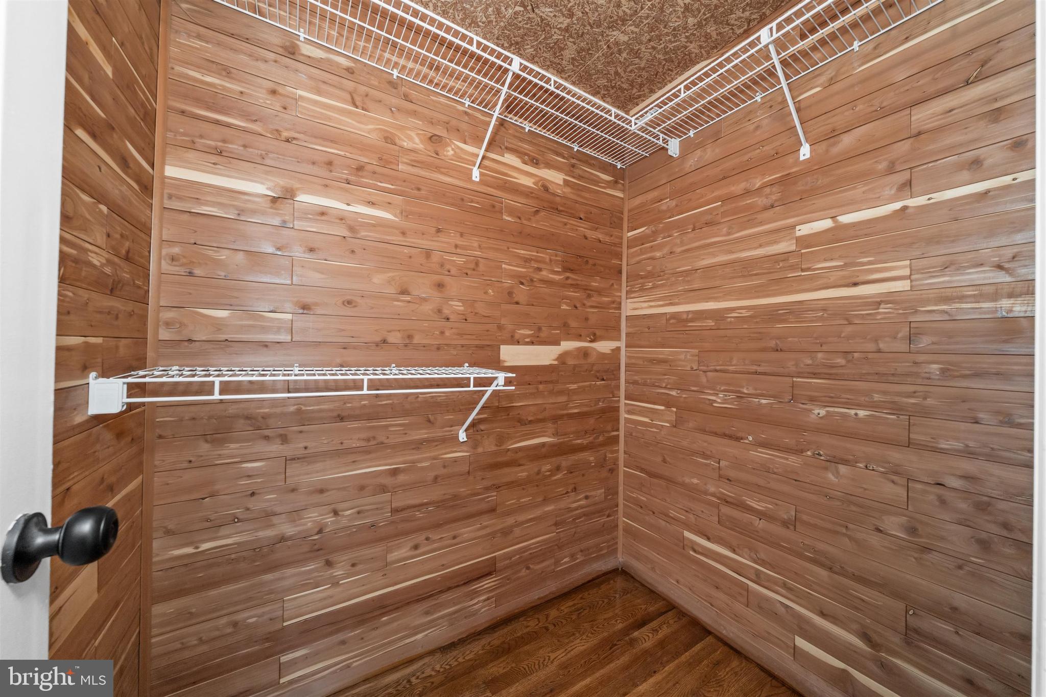 VALLEY VIEW - Residential