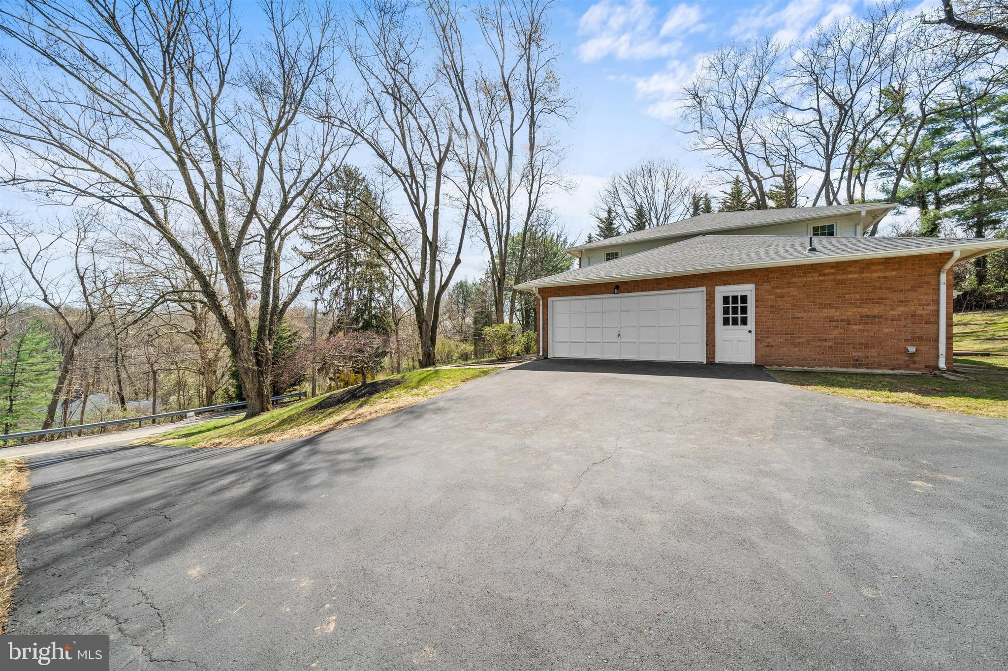 VALLEY VIEW - Residential