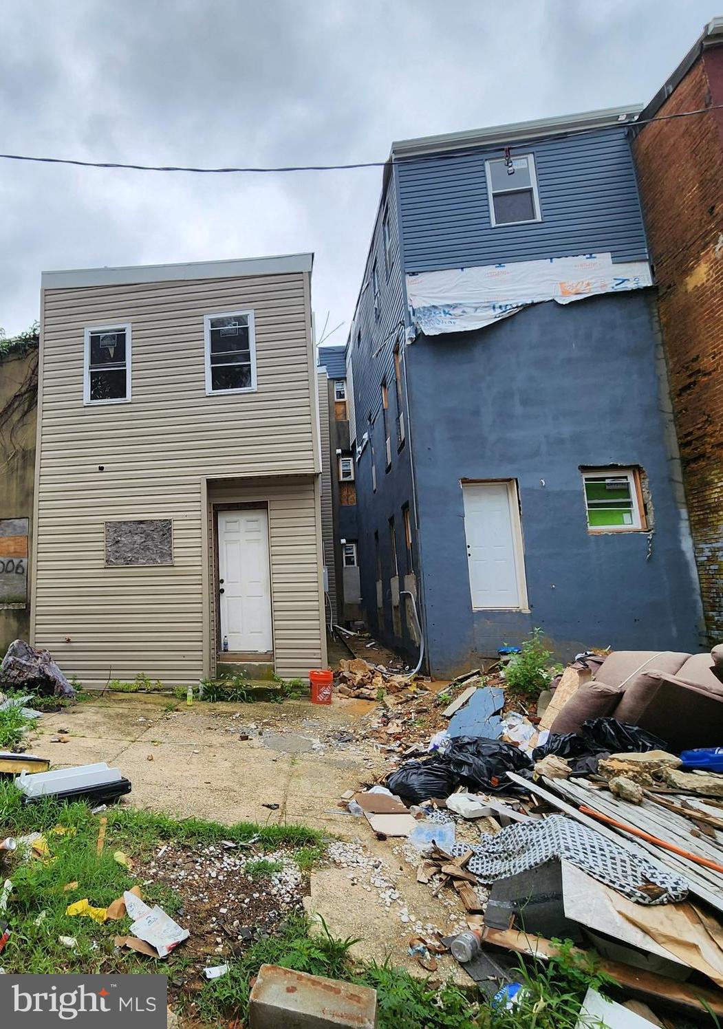 EAST SIDE - Residential