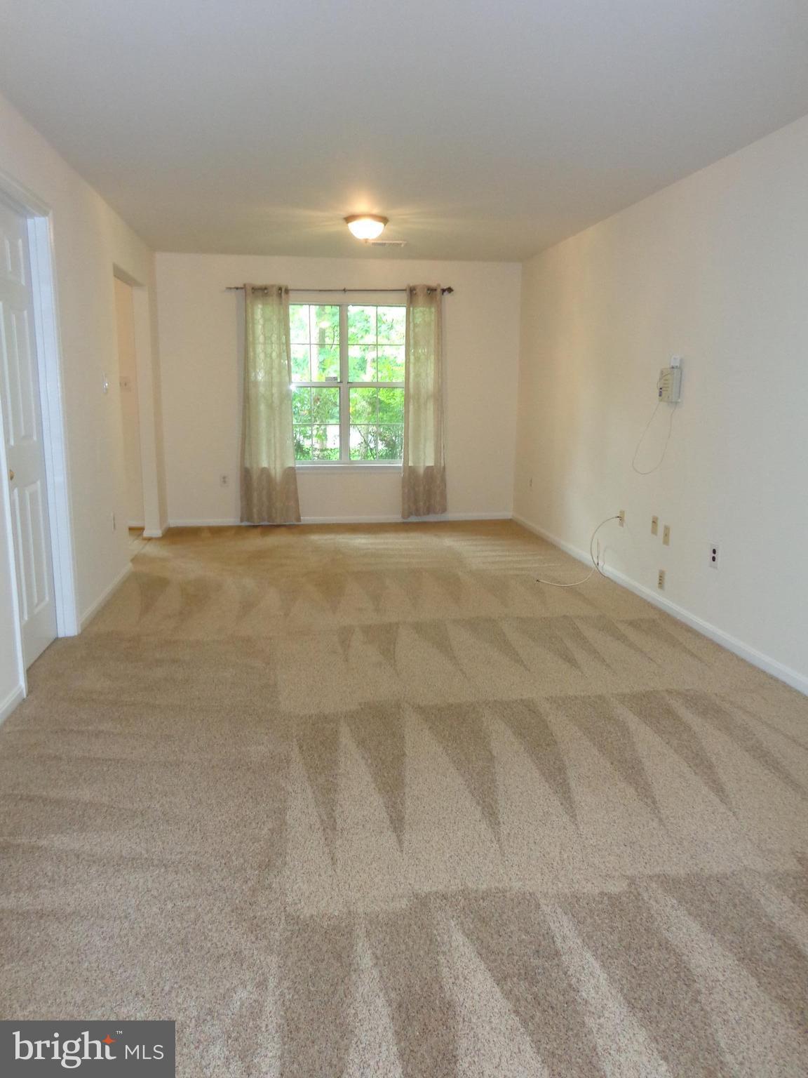 LIFESTYLE AT SULLY STATION - Residential