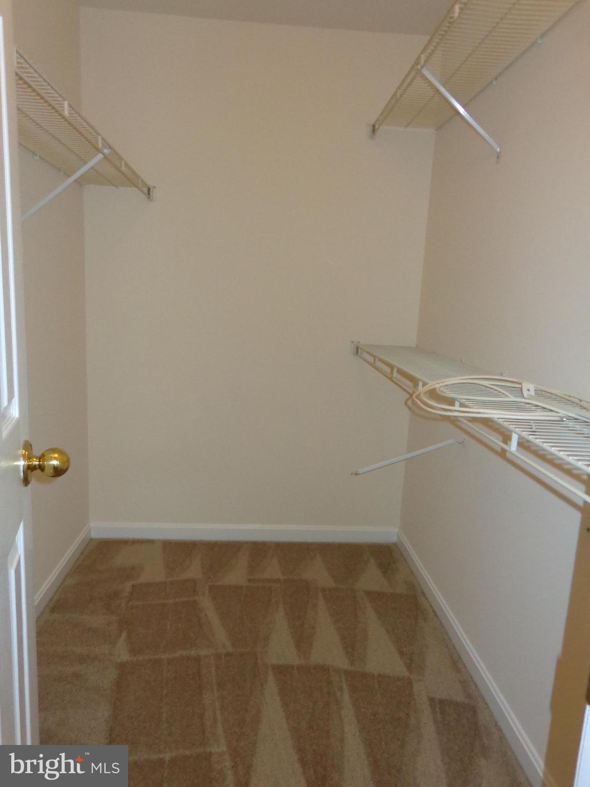 LIFESTYLE AT SULLY STATION - Residential