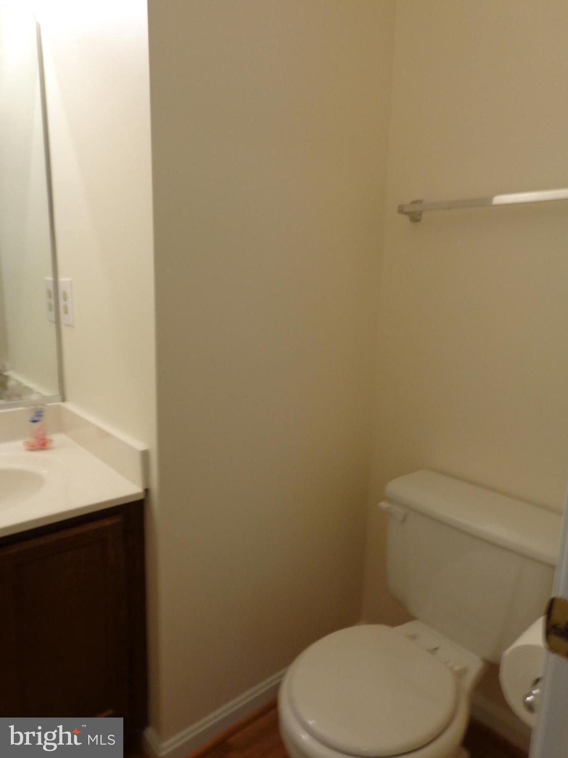 LIFESTYLE AT SULLY STATION - Residential