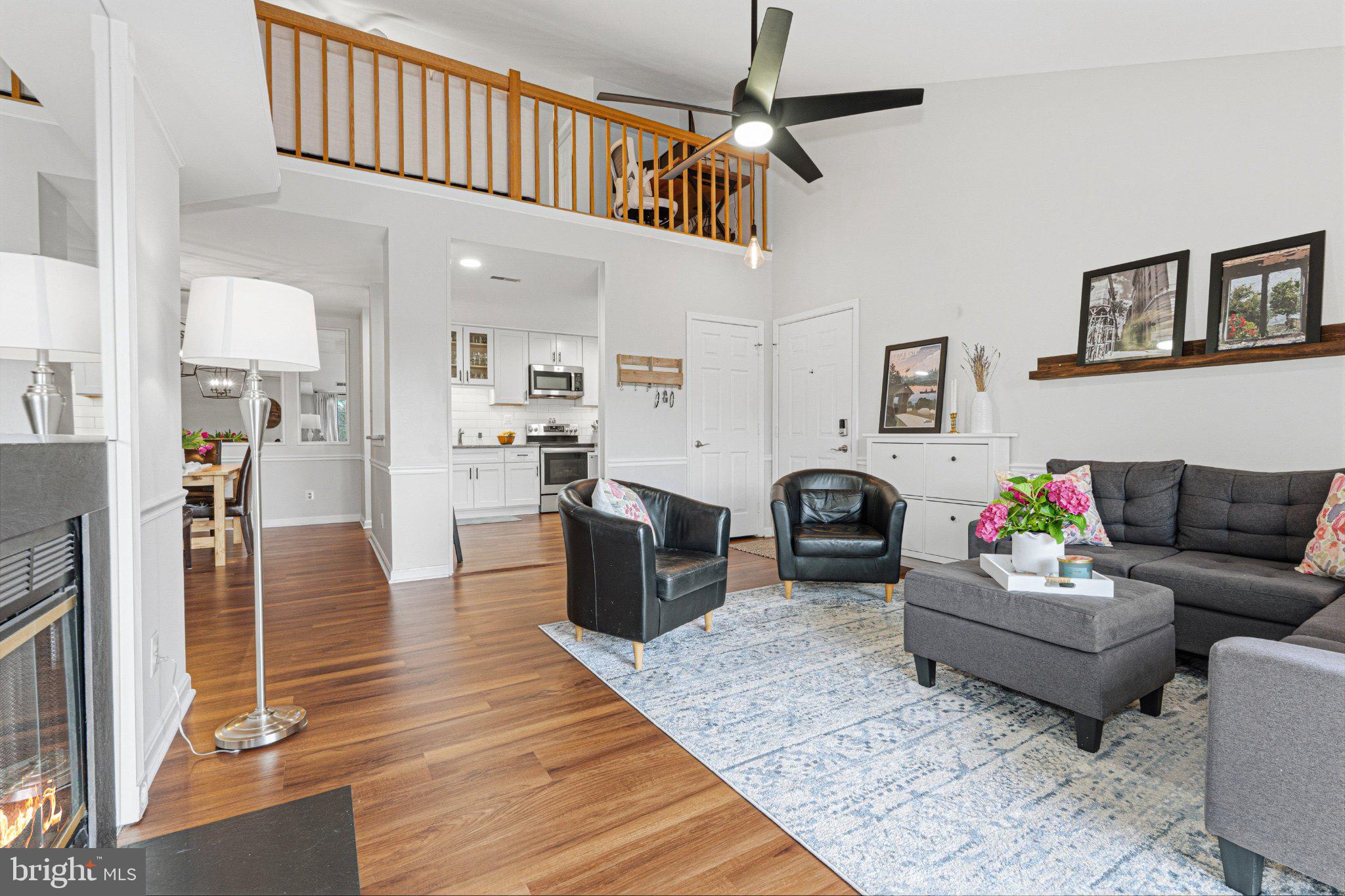 ADMIRAL REACH AT HARBOUR GATES - Residential