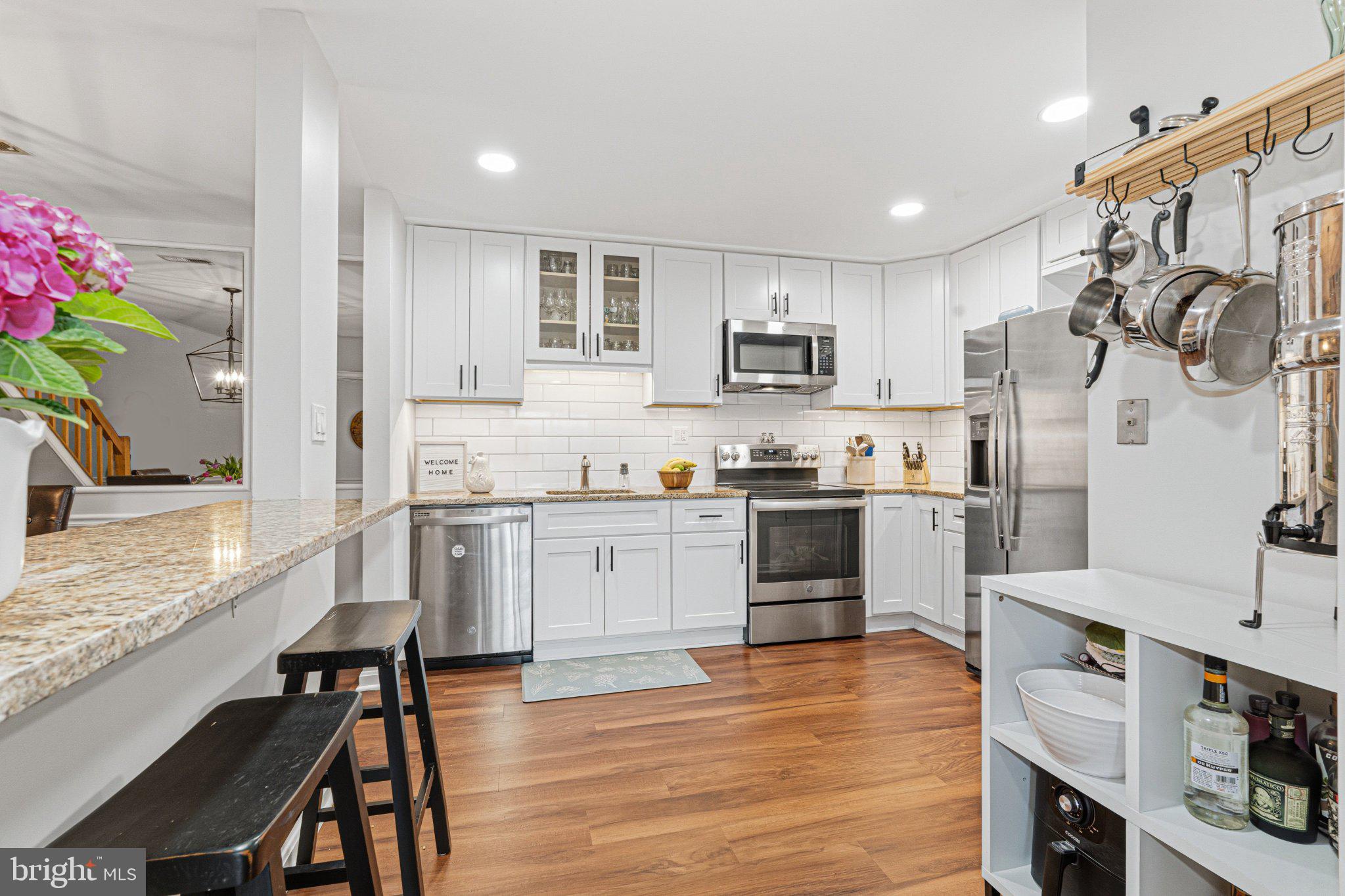 ADMIRAL REACH AT HARBOUR GATES - Residential