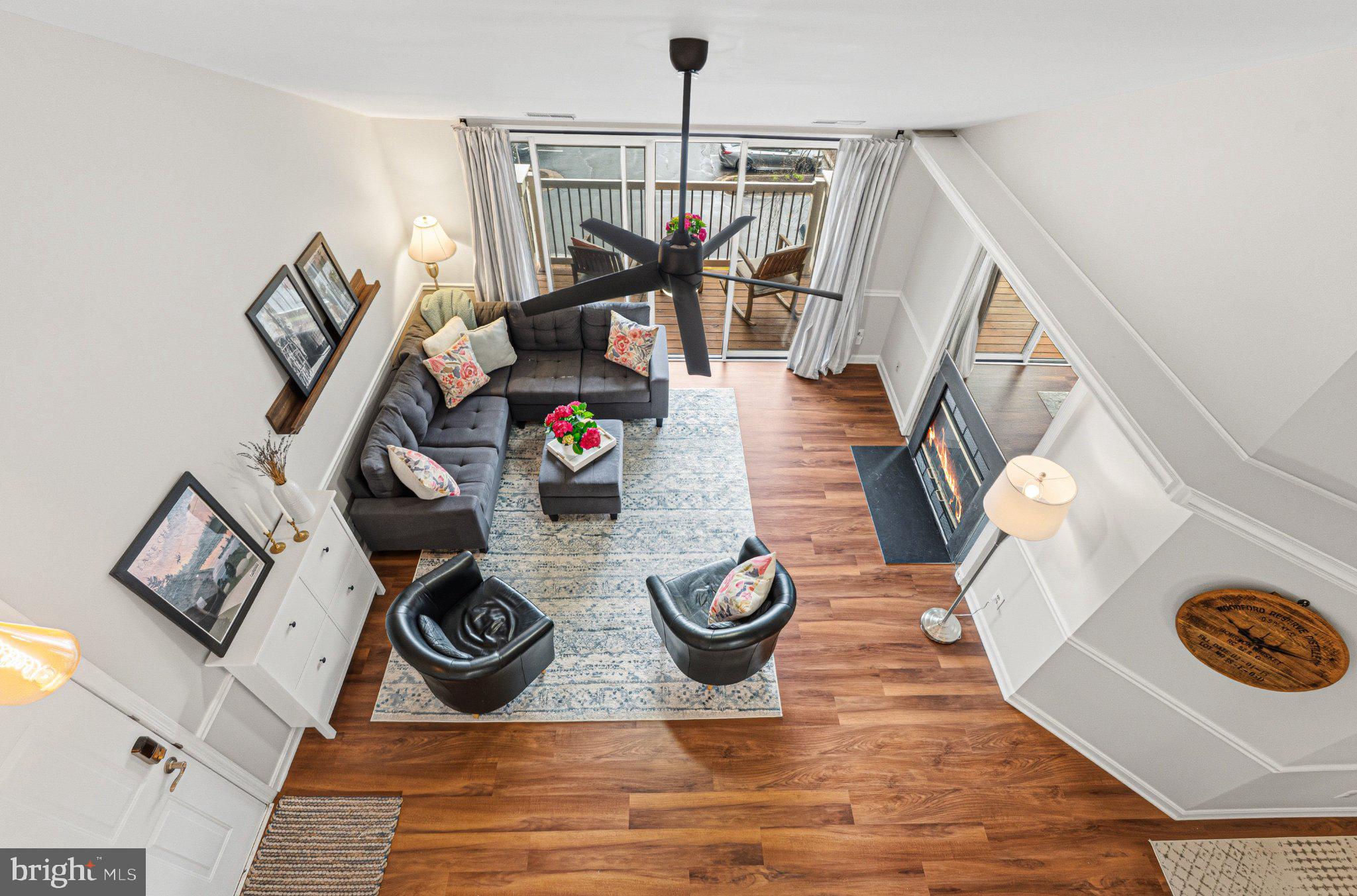 ADMIRAL REACH AT HARBOUR GATES - Residential