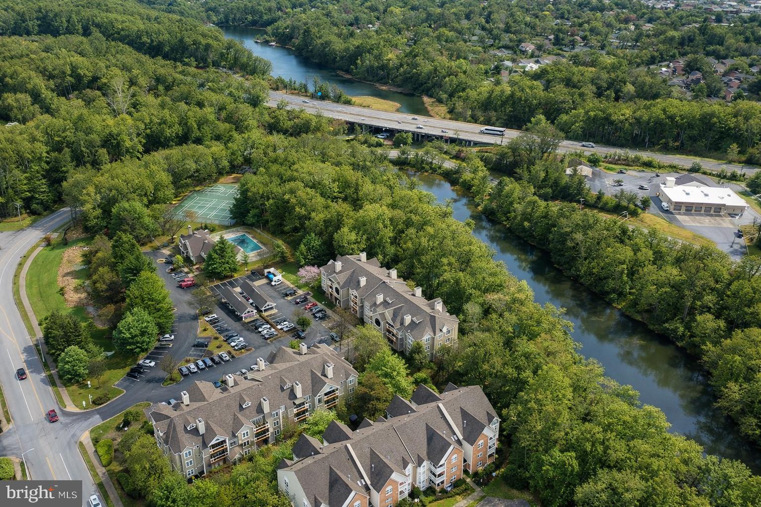 ADMIRAL REACH AT HARBOUR GATES - Residential