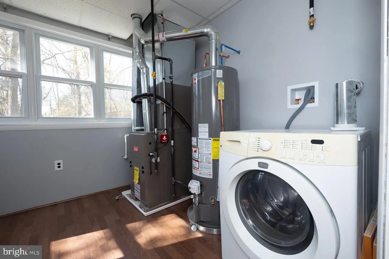 Pine Hill, New Jersey 08021, United States, 3 Bedrooms Bedrooms, ,1 BathroomBathrooms,Residential,Active,104148