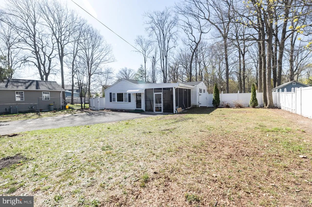 Pine Hill, New Jersey 08021, United States, 3 Bedrooms Bedrooms, ,1 BathroomBathrooms,Residential,Active,104148