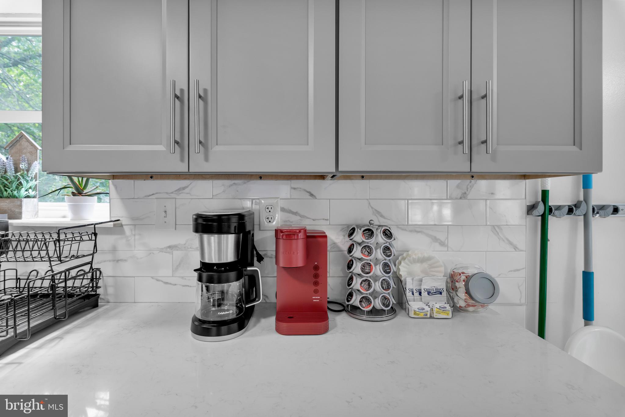 EMERALD LAKES - Residential