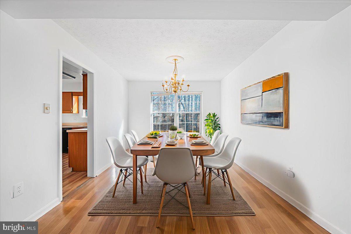 OLD FORT HILLS - Residential