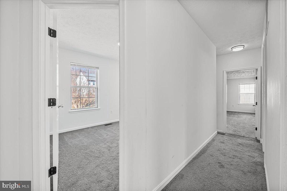 OLD FORT HILLS - Residential