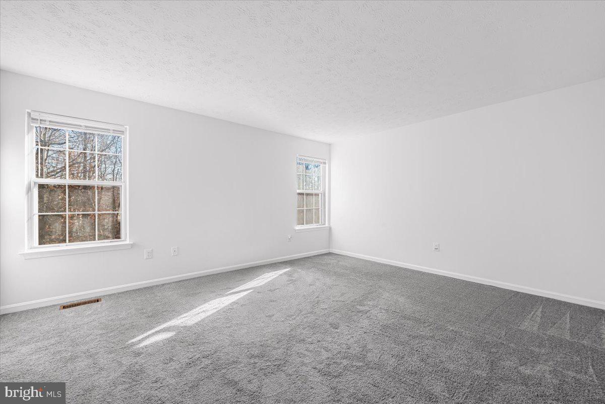 OLD FORT HILLS - Residential