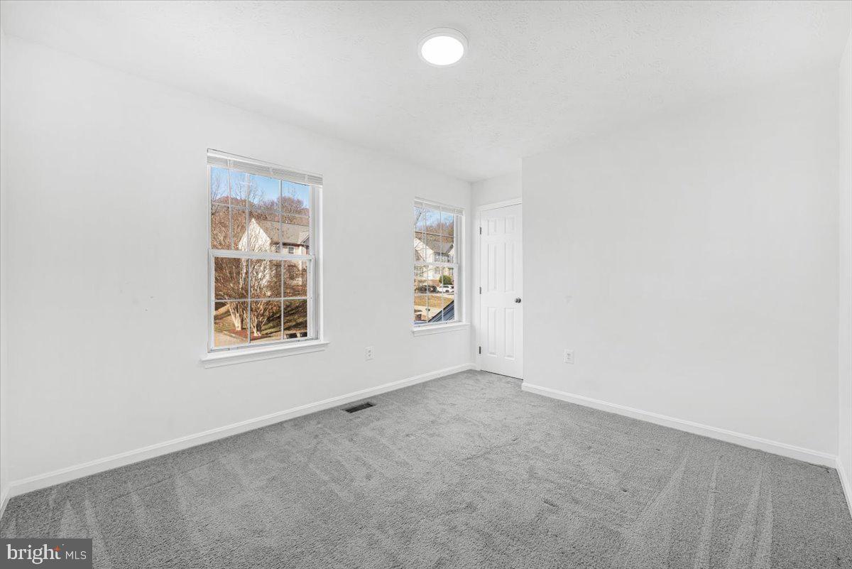 OLD FORT HILLS - Residential