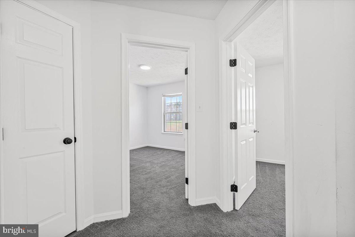 OLD FORT HILLS - Residential