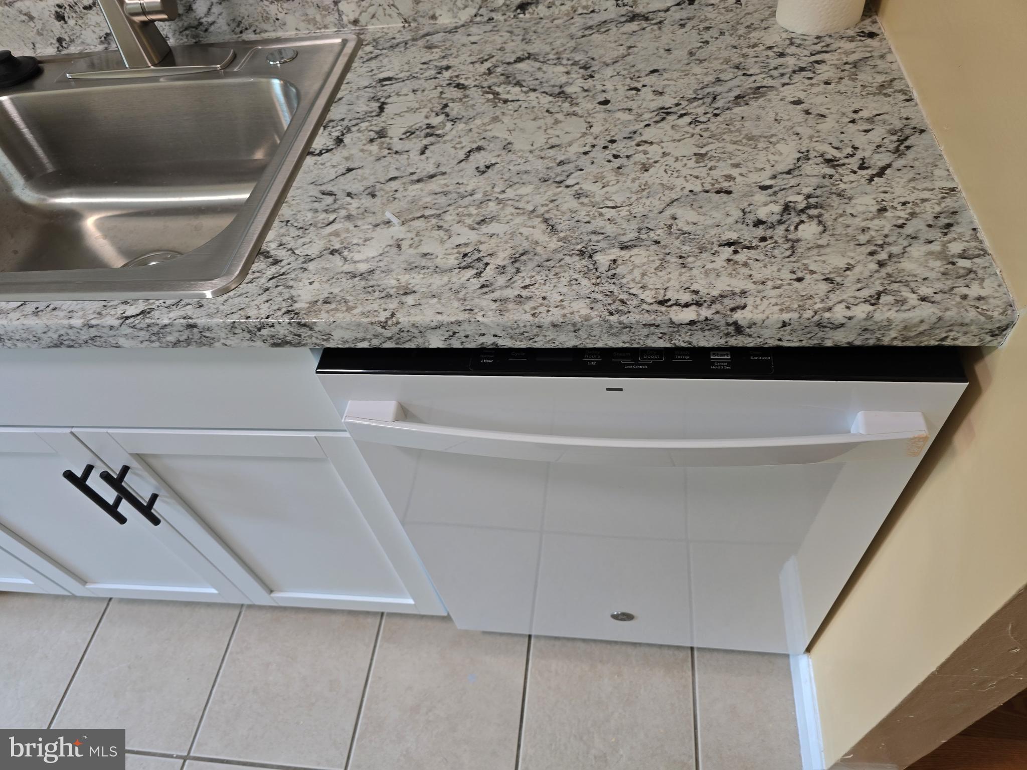 VALLEY PARK - Residential Lease