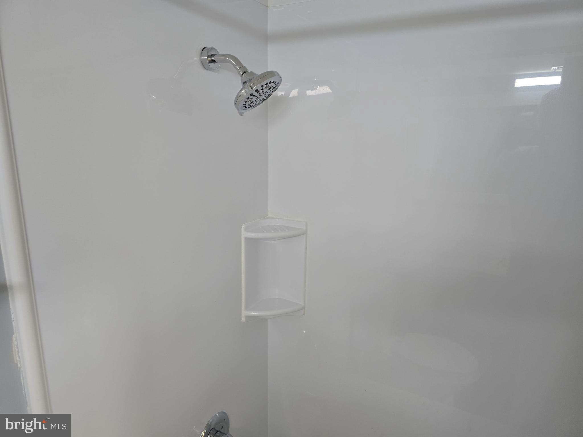 VALLEY PARK - Residential Lease