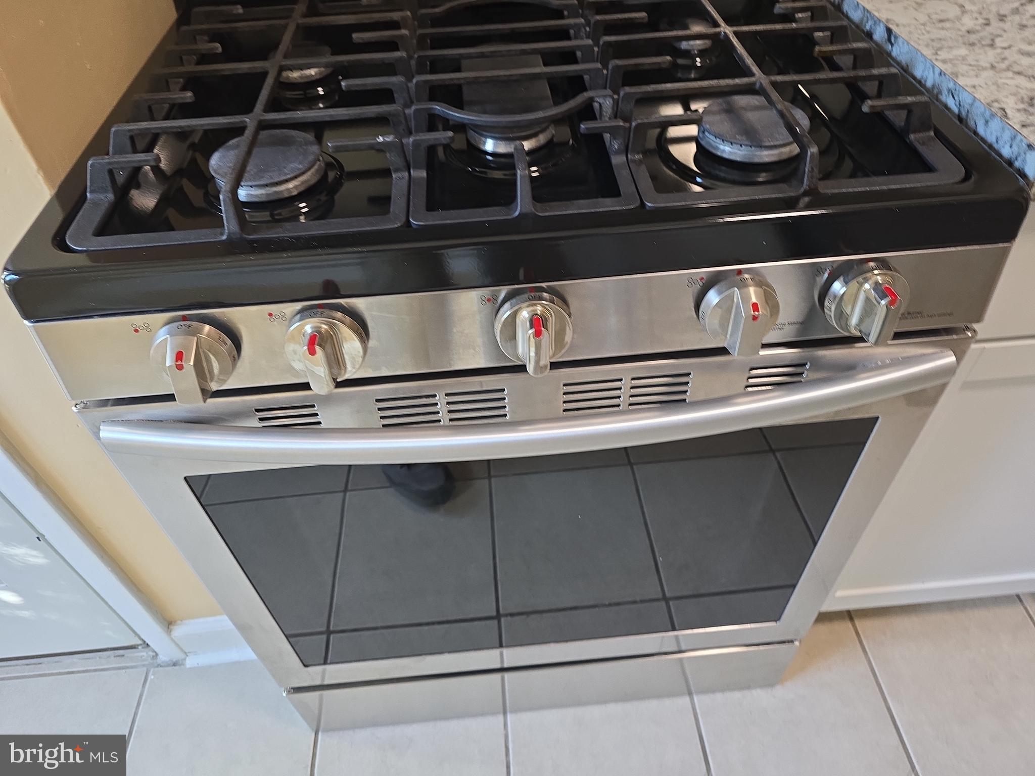 VALLEY PARK - Residential Lease