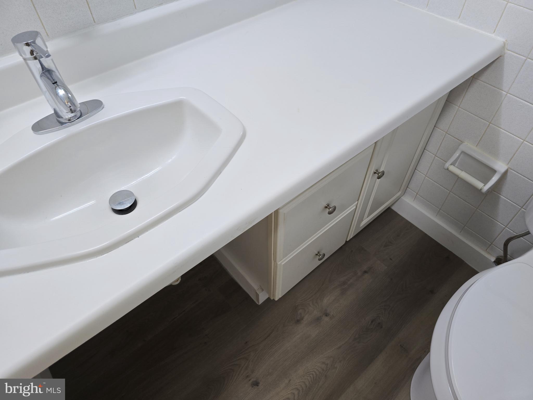 VALLEY PARK - Residential Lease