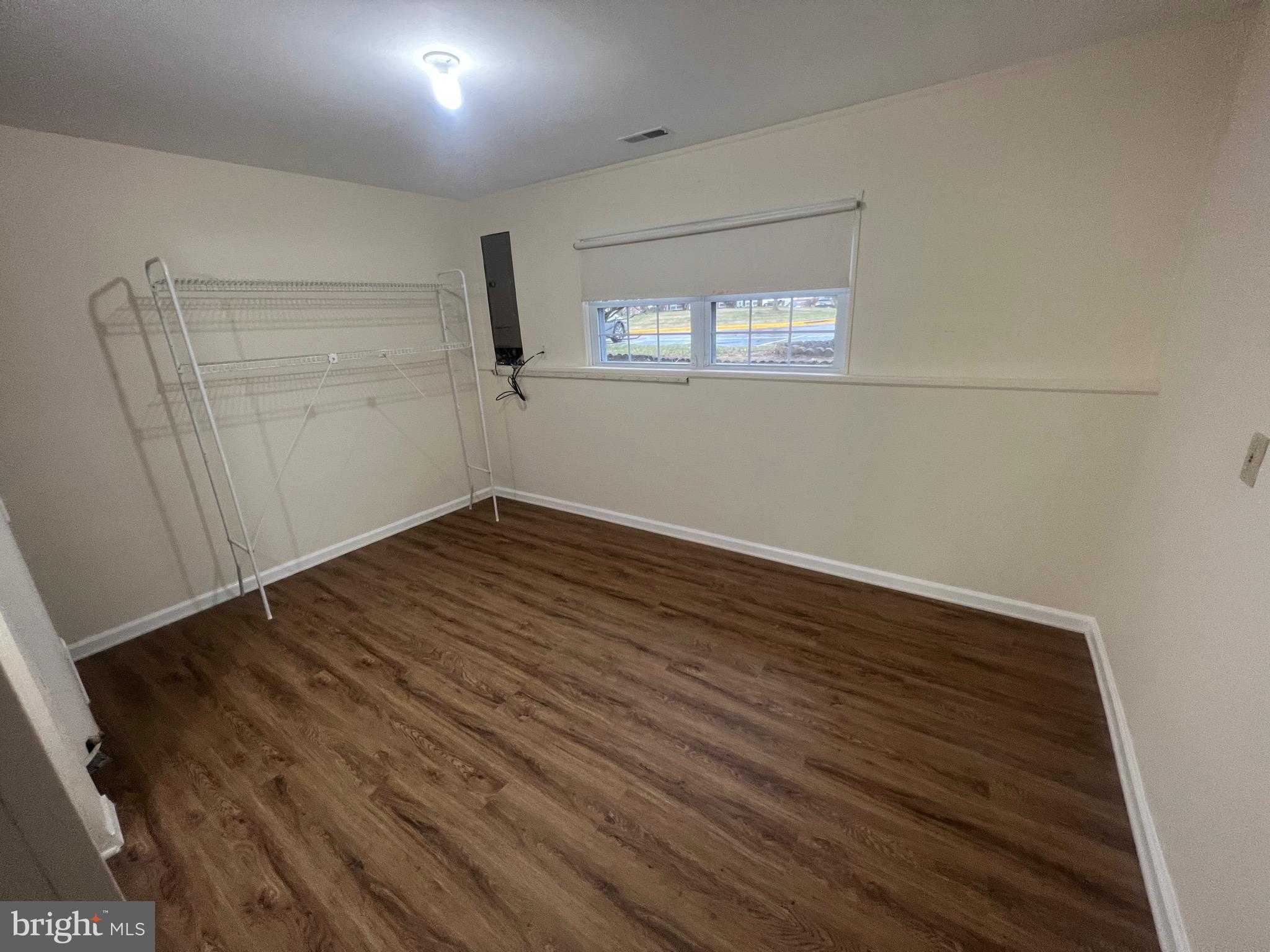 MOUNTAIN VILLAGE - Residential Lease