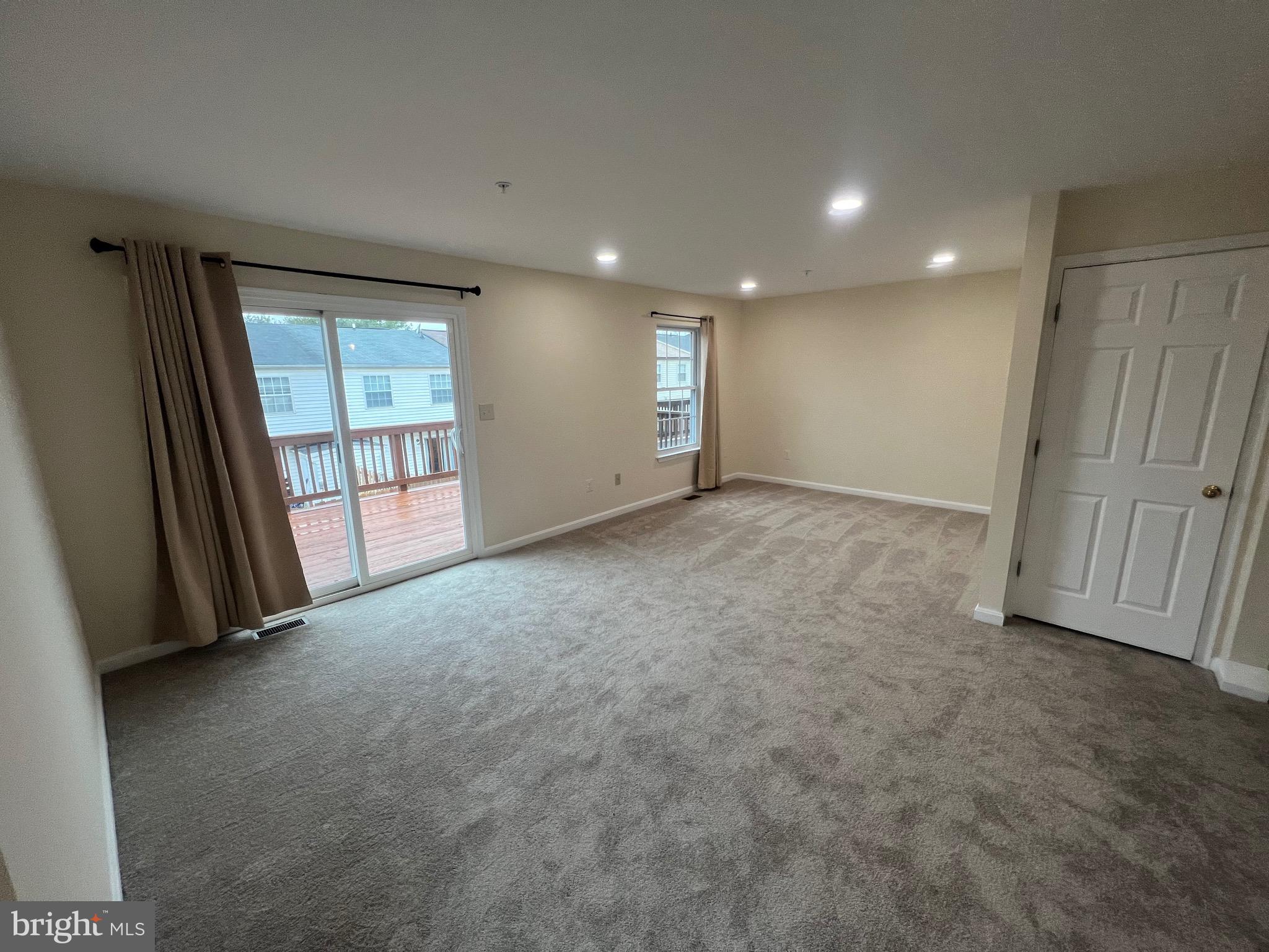 MOUNTAIN VILLAGE - Residential Lease