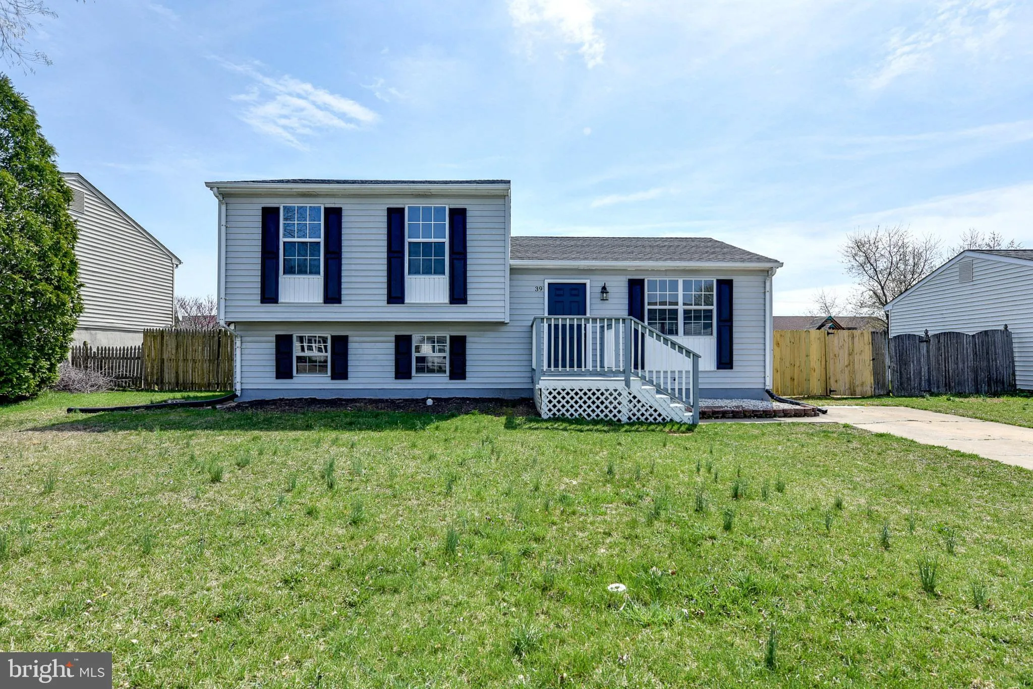 39 Hunting Ridge Road, Newark, DE 19702