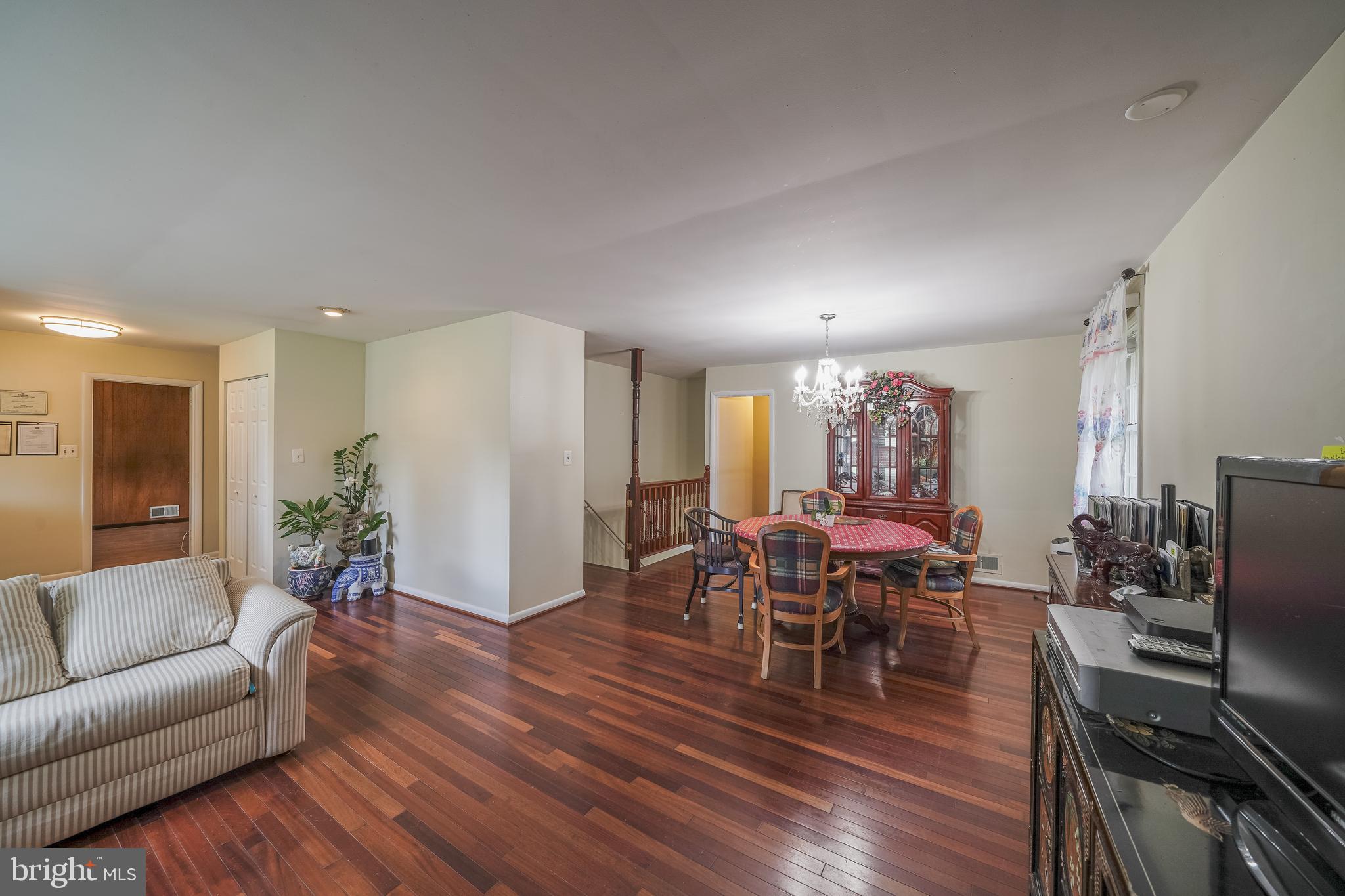 FRANKLIN KNOLLS - Residential