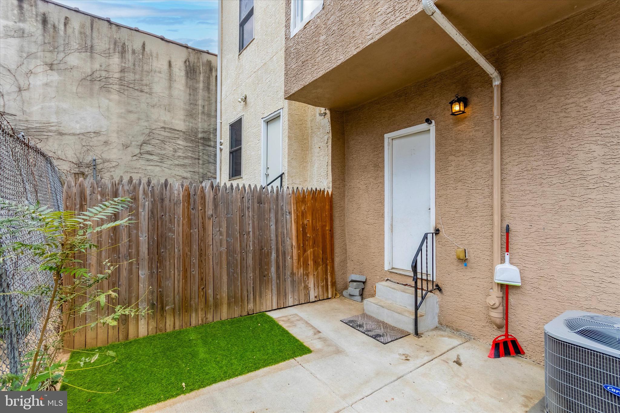 TEMPLE UNIVERSITY - Residential