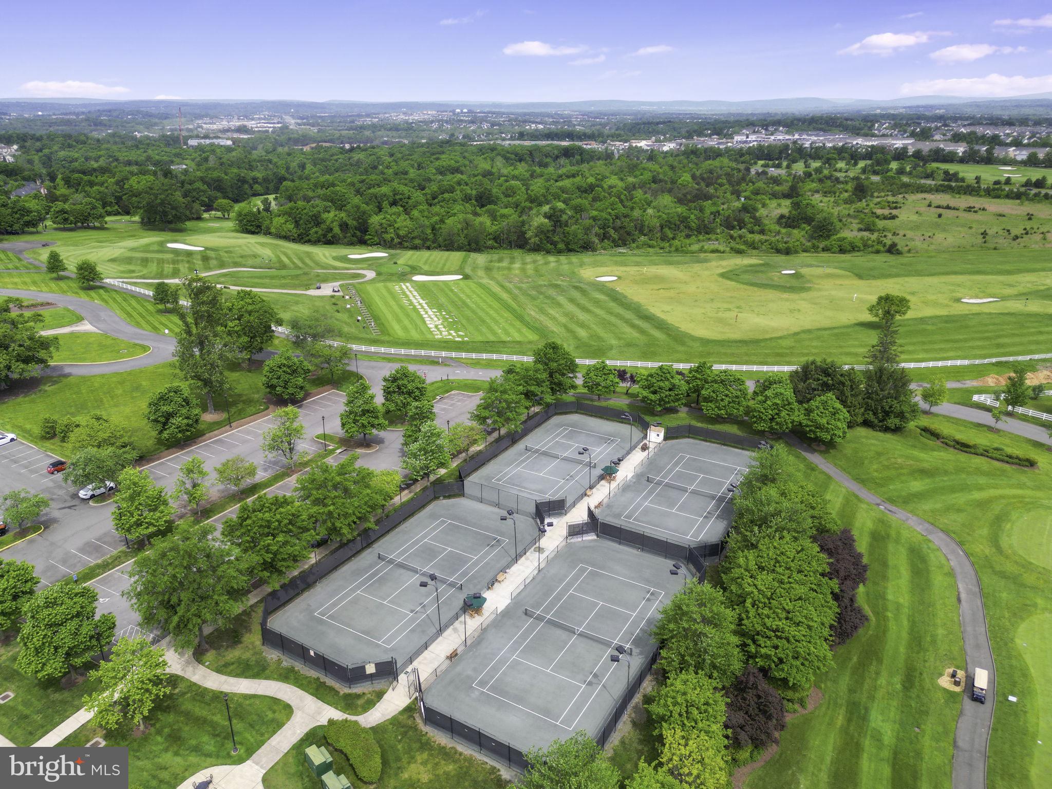 BELMONT COUNTRY CLUB - Residential