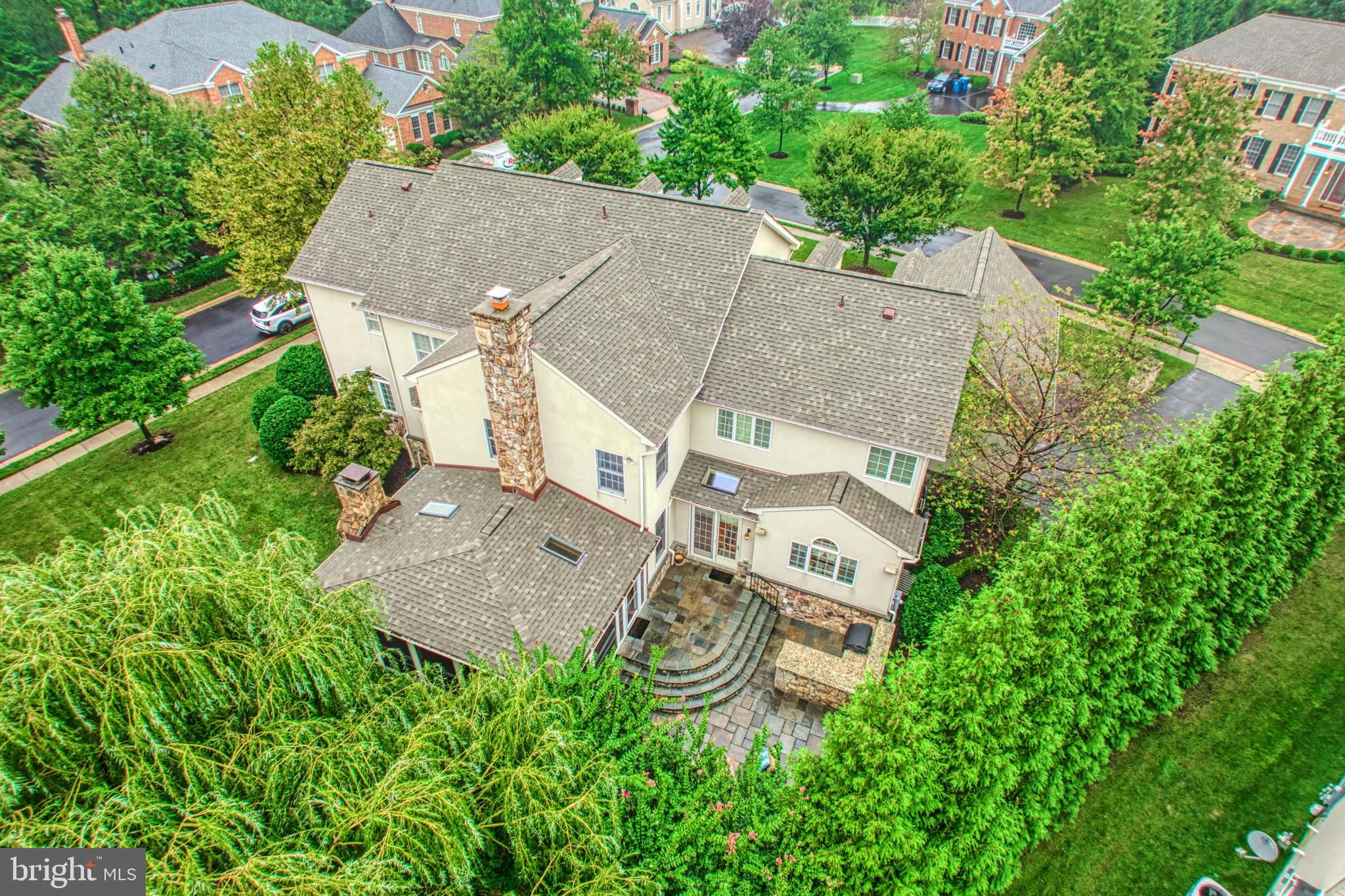 Ashburn, Virginia 20147, United States, 5 Bedrooms Bedrooms, ,6 BathroomsBathrooms,Residential,Pending,6200