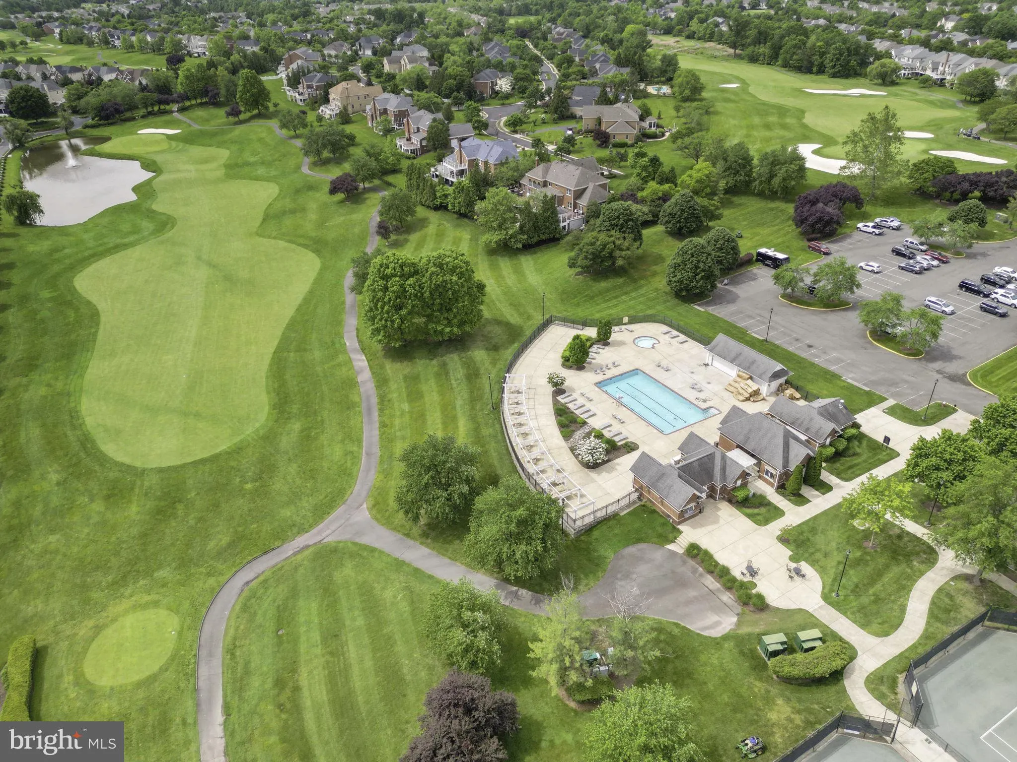 Ashburn, Virginia 20147, United States, 5 Bedrooms Bedrooms, ,6 BathroomsBathrooms,Residential,Pending,6200