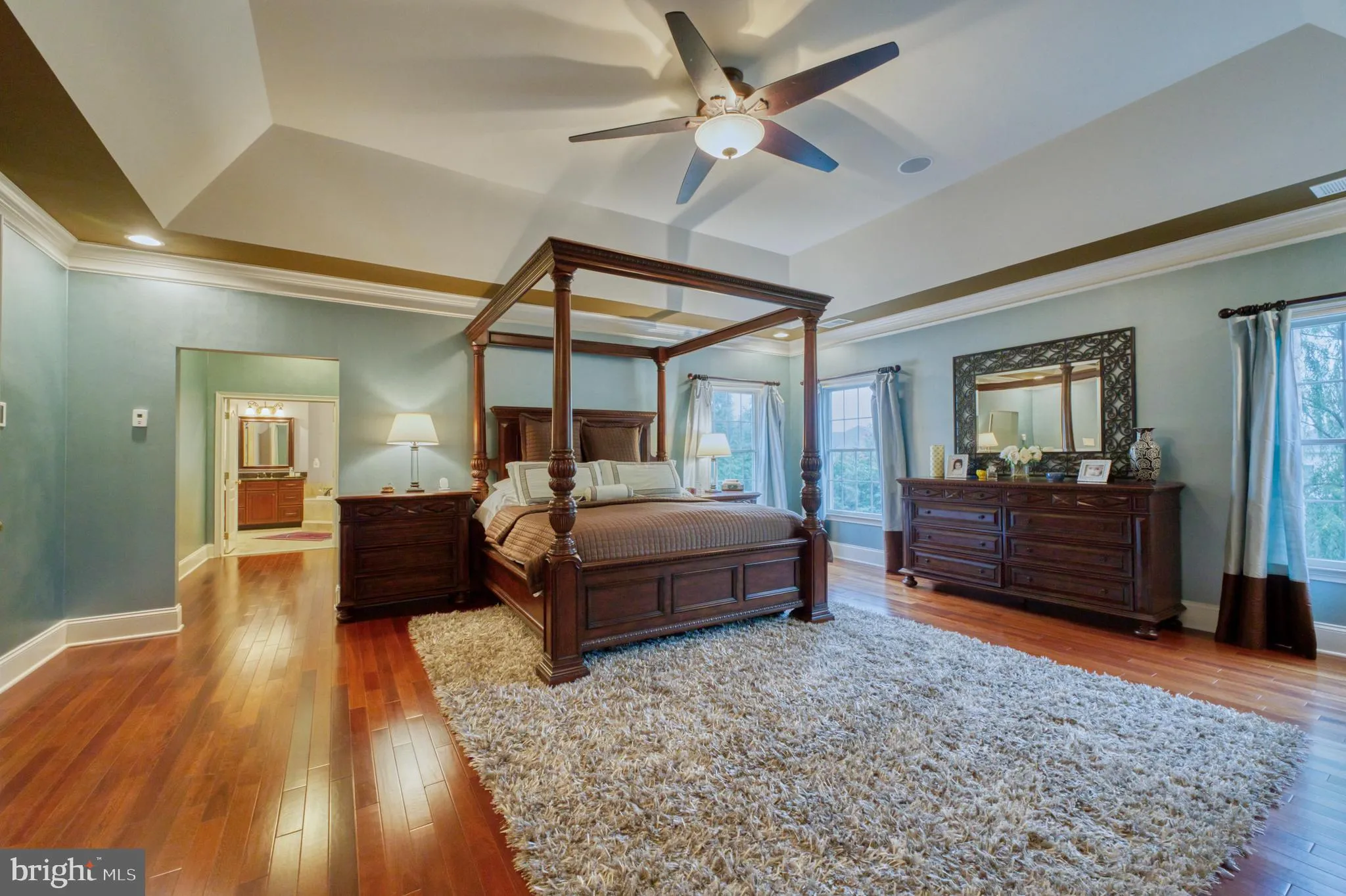 Ashburn, Virginia 20147, United States, 5 Bedrooms Bedrooms, ,6 BathroomsBathrooms,Residential,Pending,6200