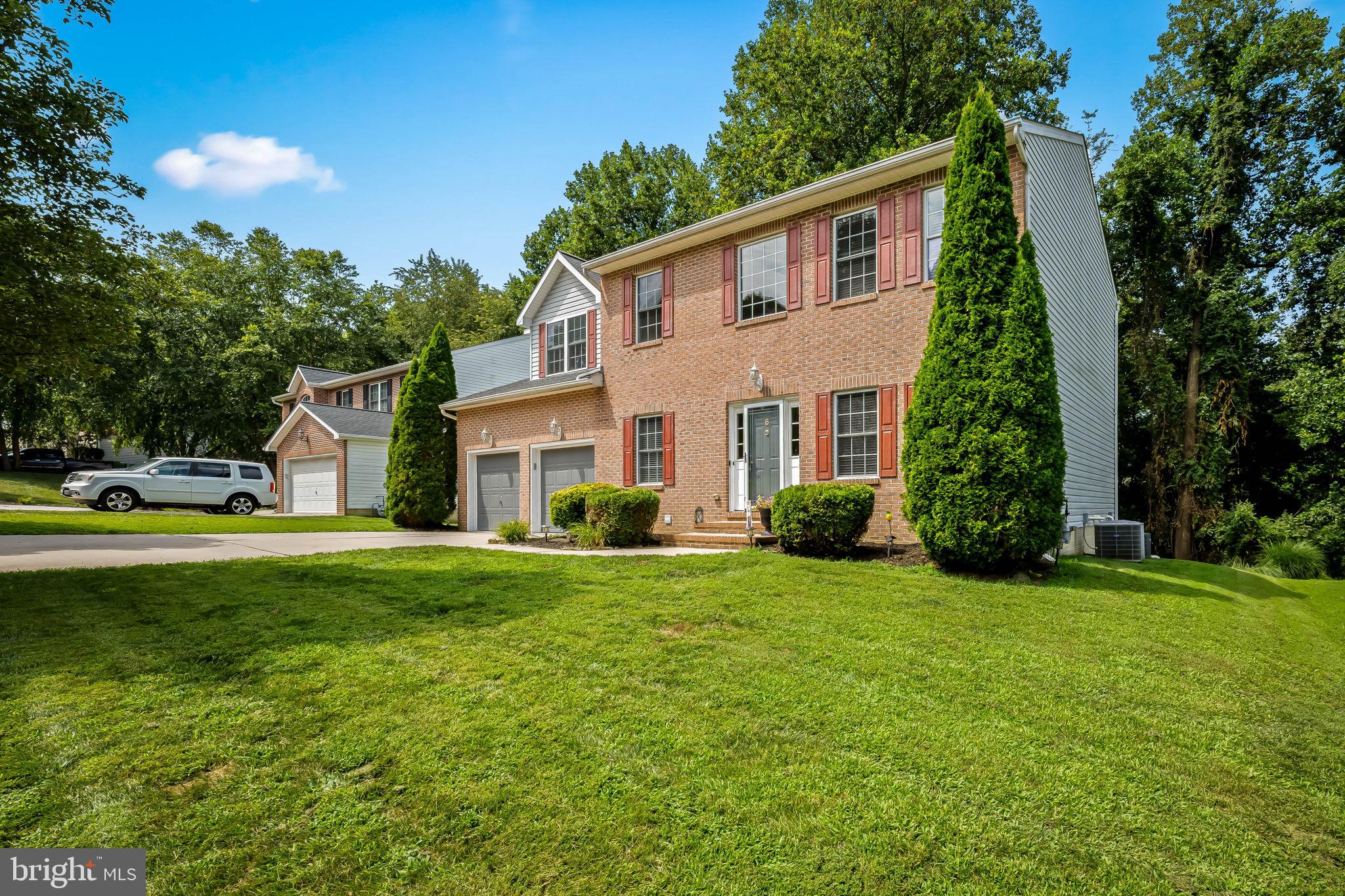 6 E BROOK HILL COURT