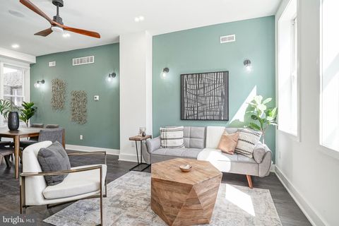 825 E THOMPSON STREET PHILADELPHIA PA 19125