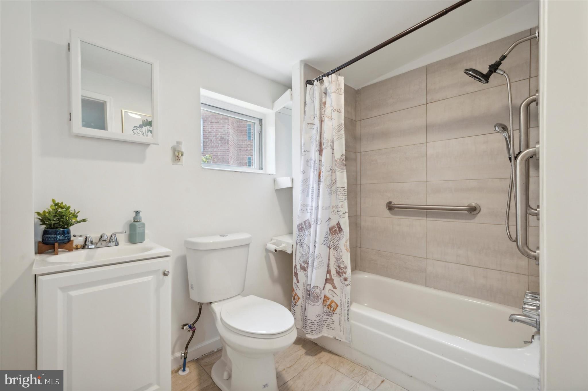 WEST POWELTON - Residential Lease