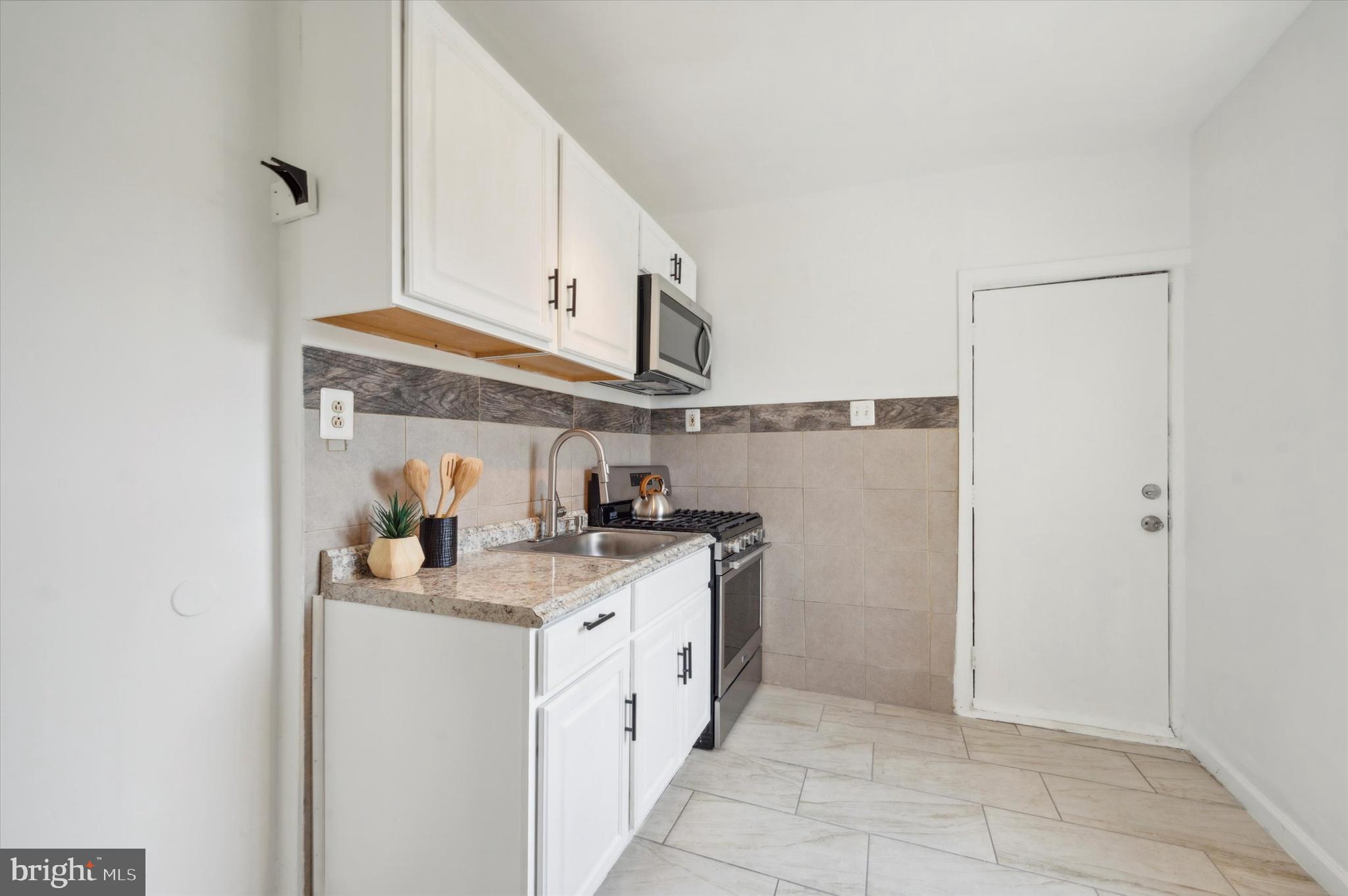WEST POWELTON - Residential Lease