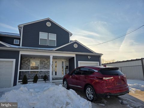 130 KOSSUTH STREET RIVERSIDE NJ 08075