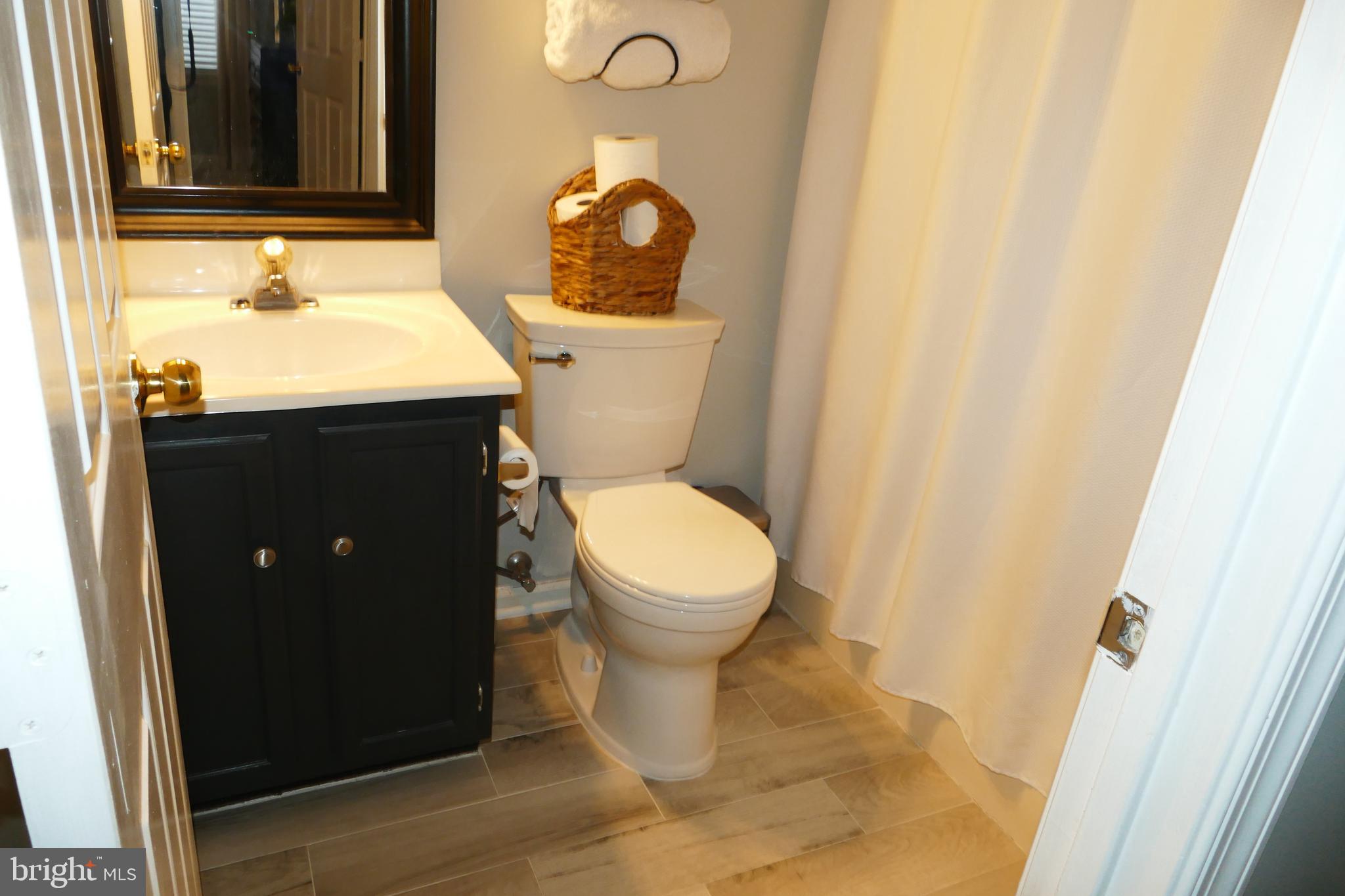 ROCK CREEK LANDING - Residential