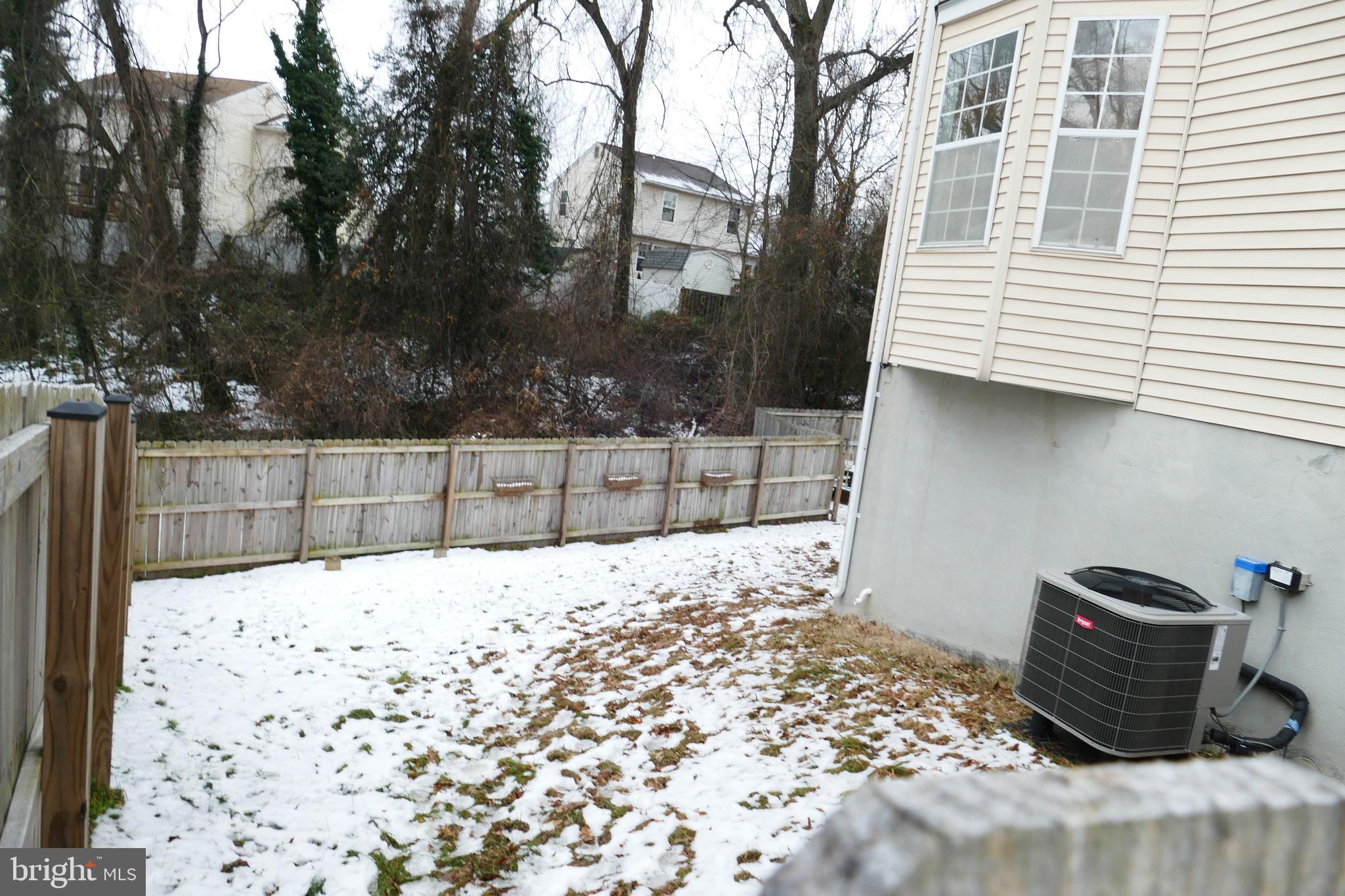 ROCK CREEK LANDING - Residential