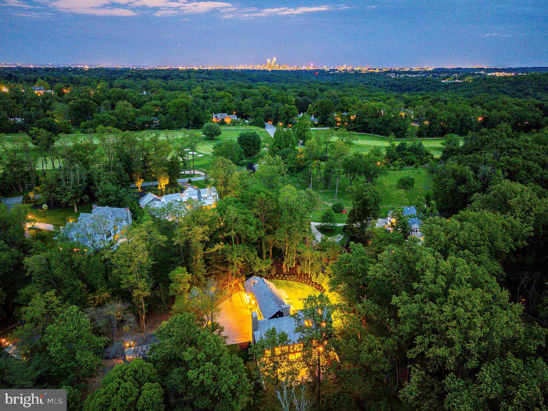 CHESTNUT HILL - Residential