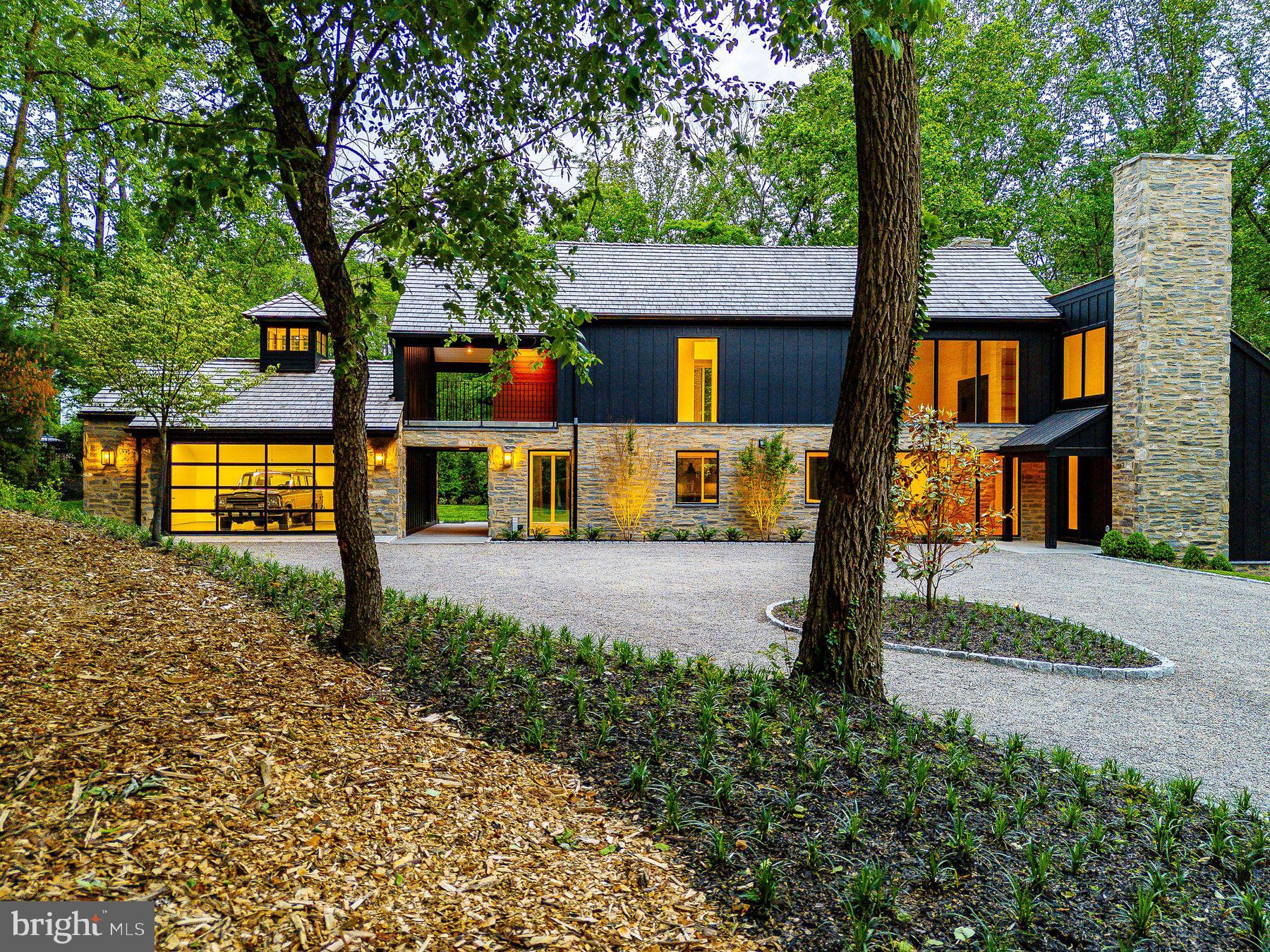 CHESTNUT HILL - Residential