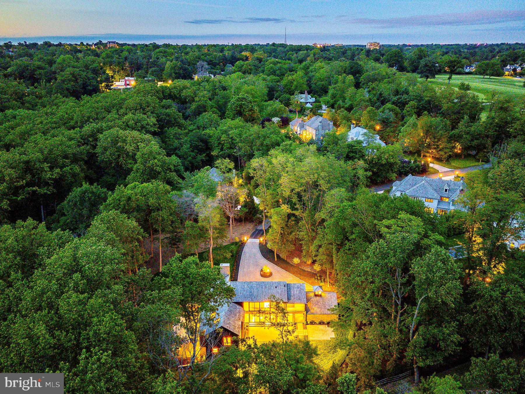 CHESTNUT HILL - Residential
