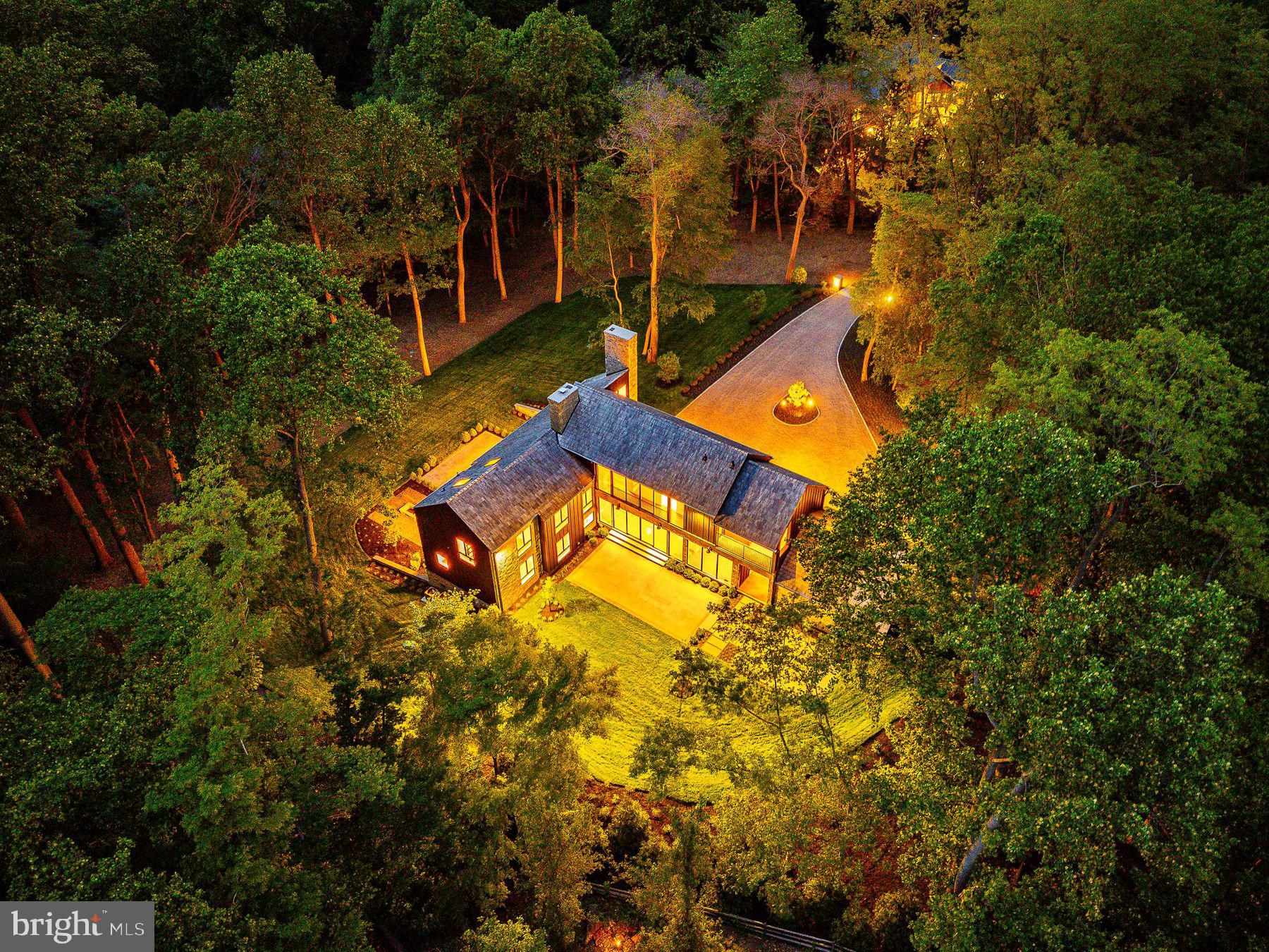 CHESTNUT HILL - Residential