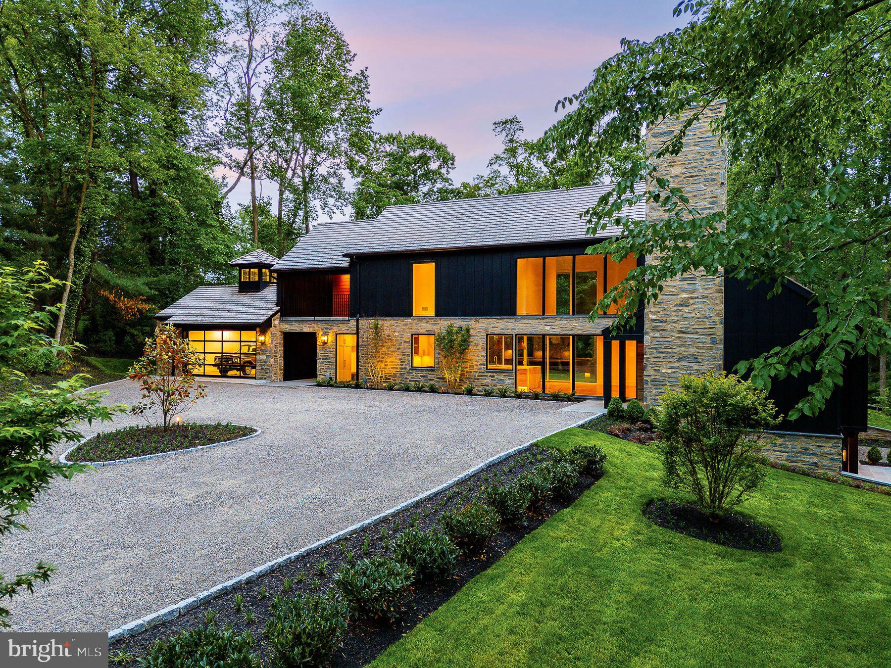 CHESTNUT HILL - Residential