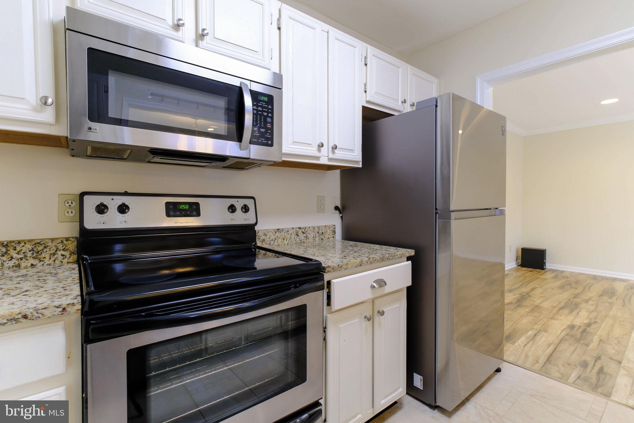 LAKESHORE - Residential Lease