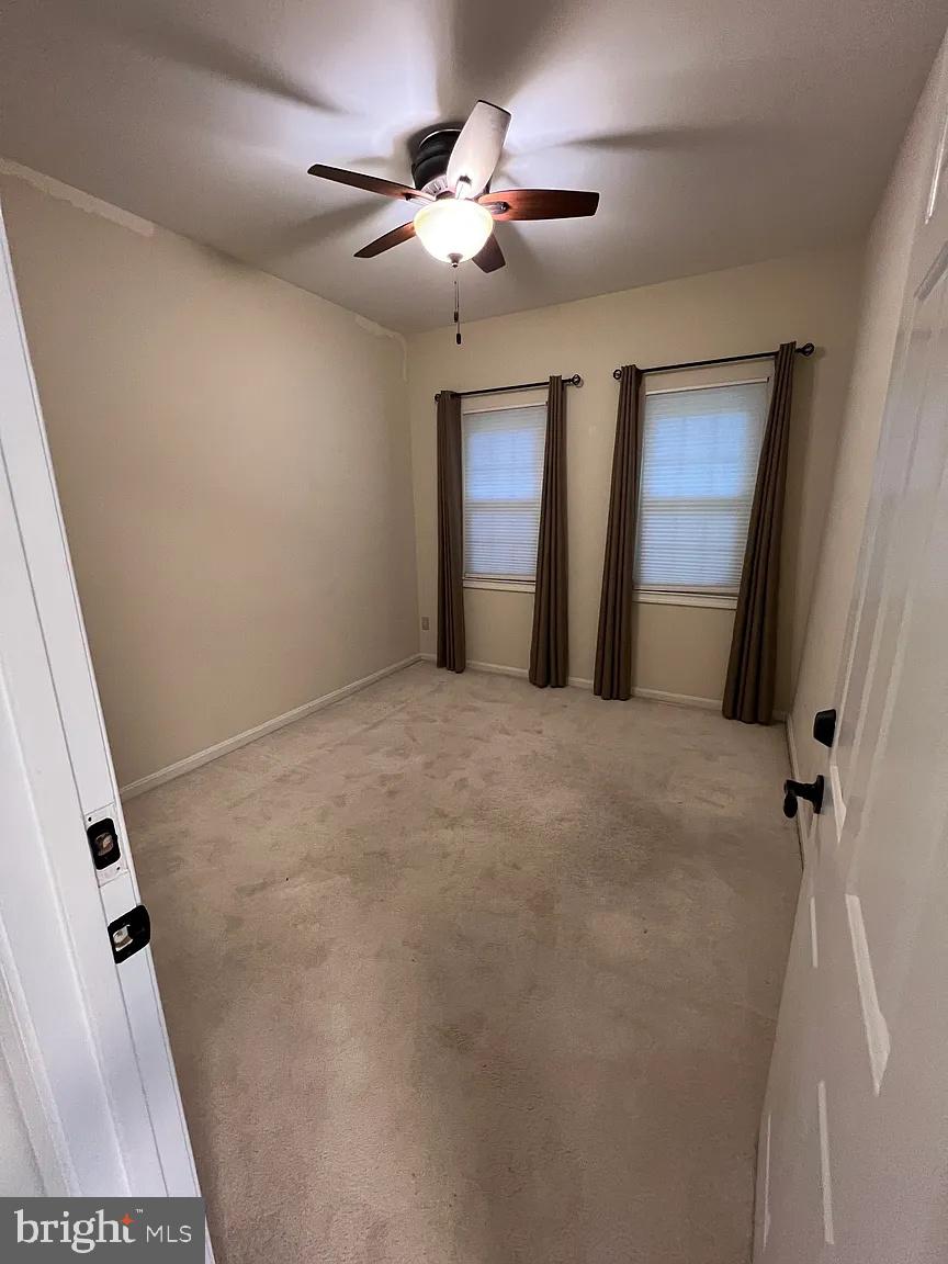 LAKESHORE - Residential Lease