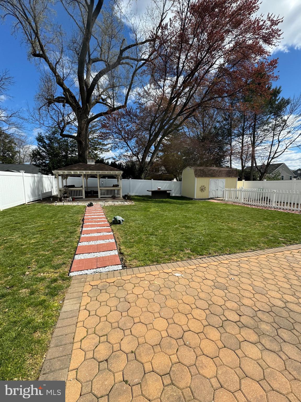 KREWSTOWN - Residential