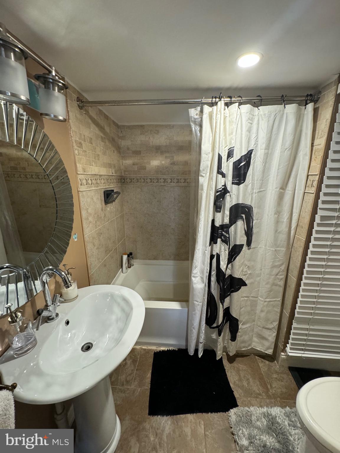 KREWSTOWN - Residential