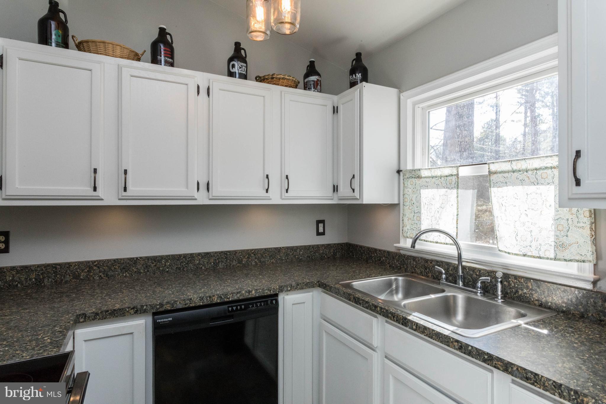 LAKE CAROLINE - Residential