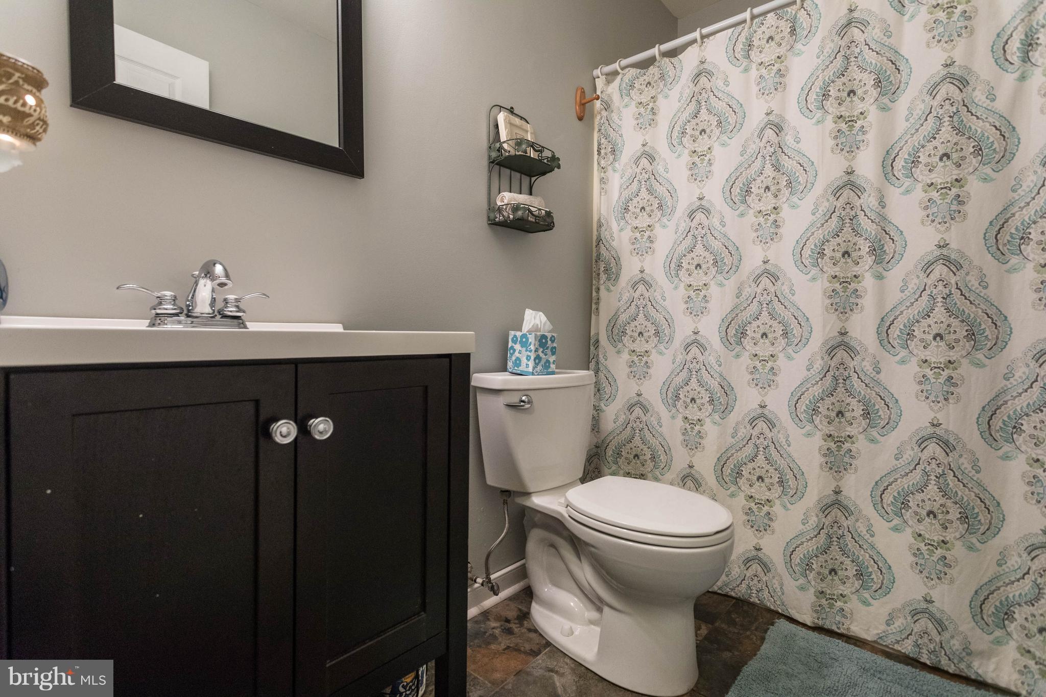 LAKE CAROLINE - Residential